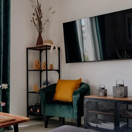 Vila Pinia - Crowonder Luxury Rent Vir