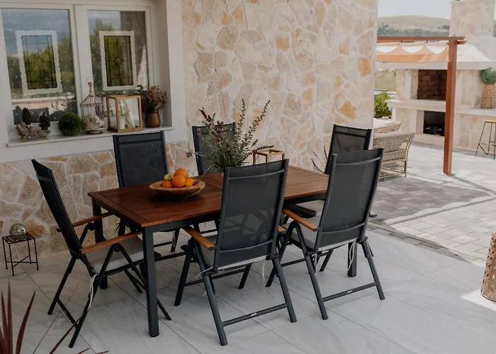 Pinia - Crowonder Luxury Rent *