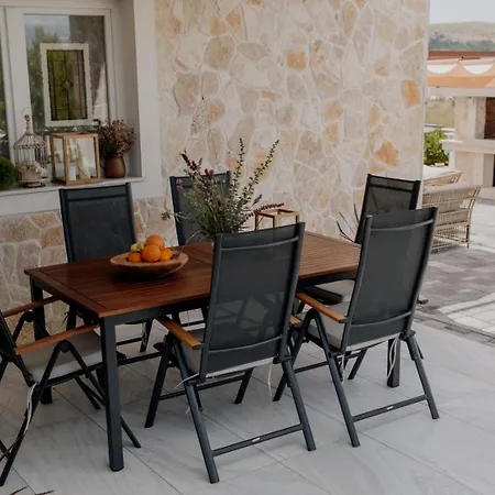 Pinia - Crowonder Luxury Rent *