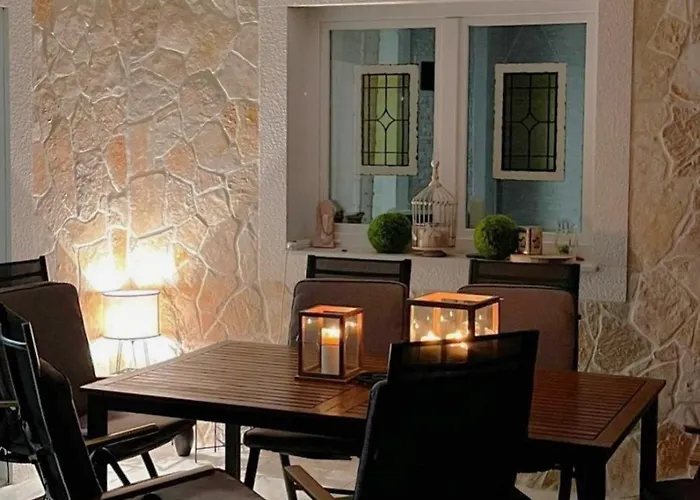 Pinia - Crowonder Luxury Rent * Vir